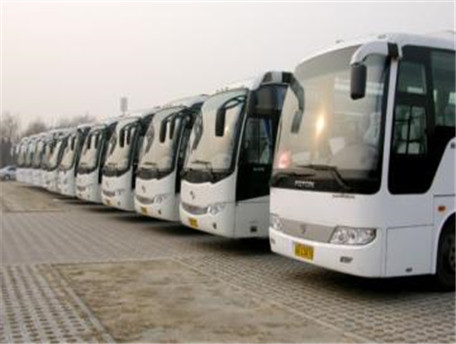 國(guó)慶鄭州包車找河南外事旅游大巴租車更劃算